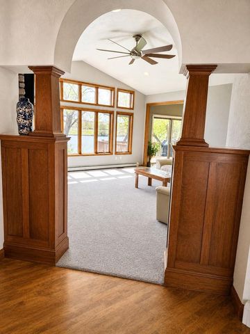 523 W MAIN STREET, Little Chute, WI 54140