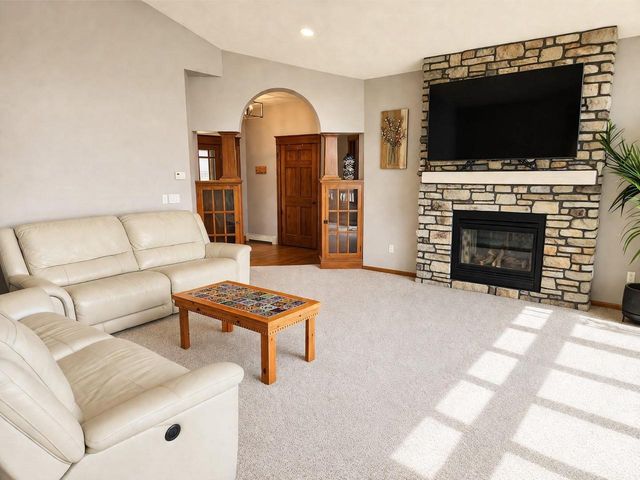 523 W MAIN STREET, Little Chute, WI 54140