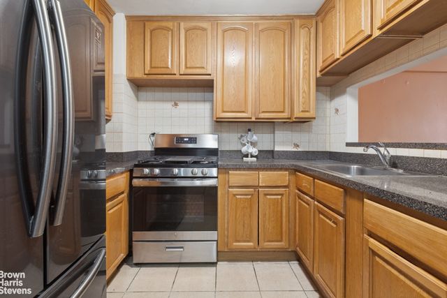 9411 59th Ave Apt G6, New York City, NY 11373