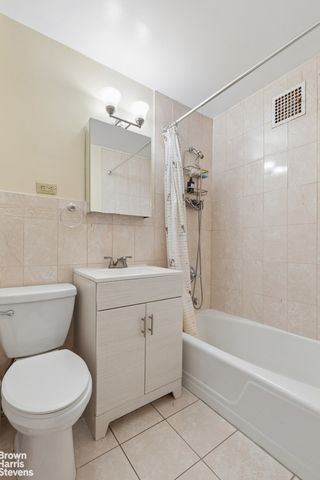 9411 59th Ave Apt G6, New York City, NY 11373