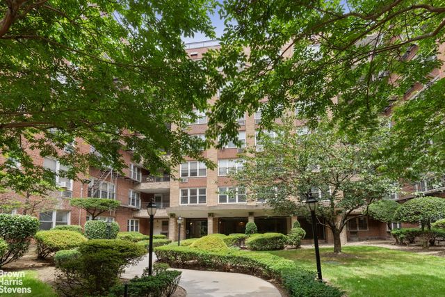 9411 59th Ave Apt G6, New York City, NY 11373