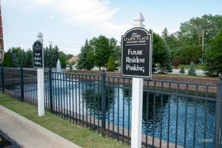 2 Itasca Place 419, Itasca, IL 60143