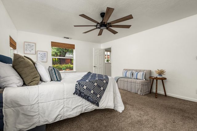 12160 Mccourtney Rd, Grass Valley, CA 95949