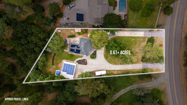 12160 Mccourtney Rd, Grass Valley, CA 95949