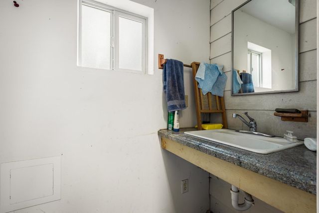 12160 Mccourtney Rd, Grass Valley, CA 95949