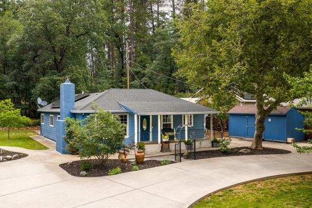 12160 Mccourtney Rd, Grass Valley, CA 95949