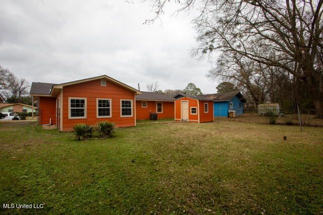 3725 Thomas Jefferson Road, Jackson, MS 39213