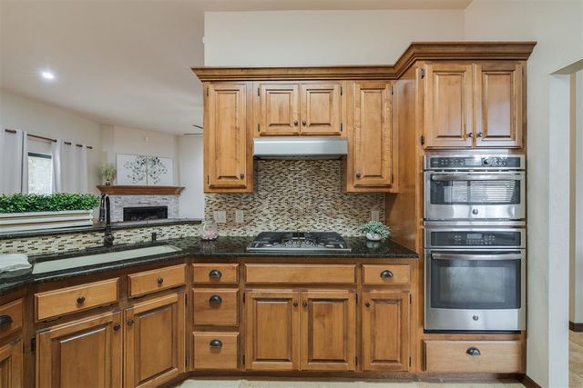 18016 San Mateo Court, Oklahoma City, OK 73012