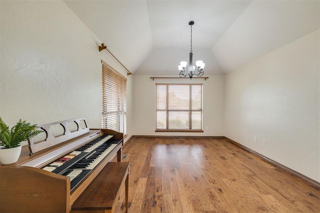 18016 San Mateo Court, Oklahoma City, OK 73012