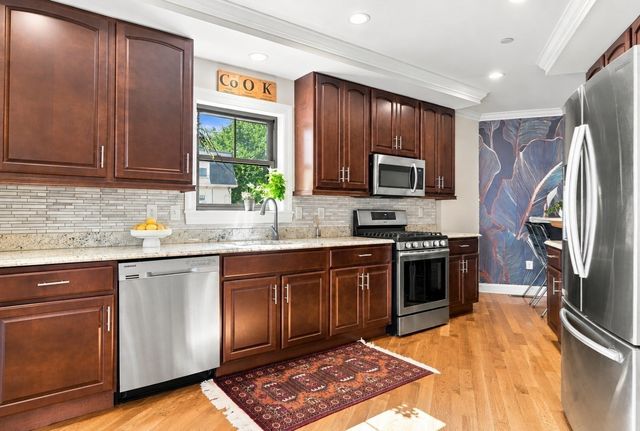 160 Green Street 1, Melrose, MA 02176