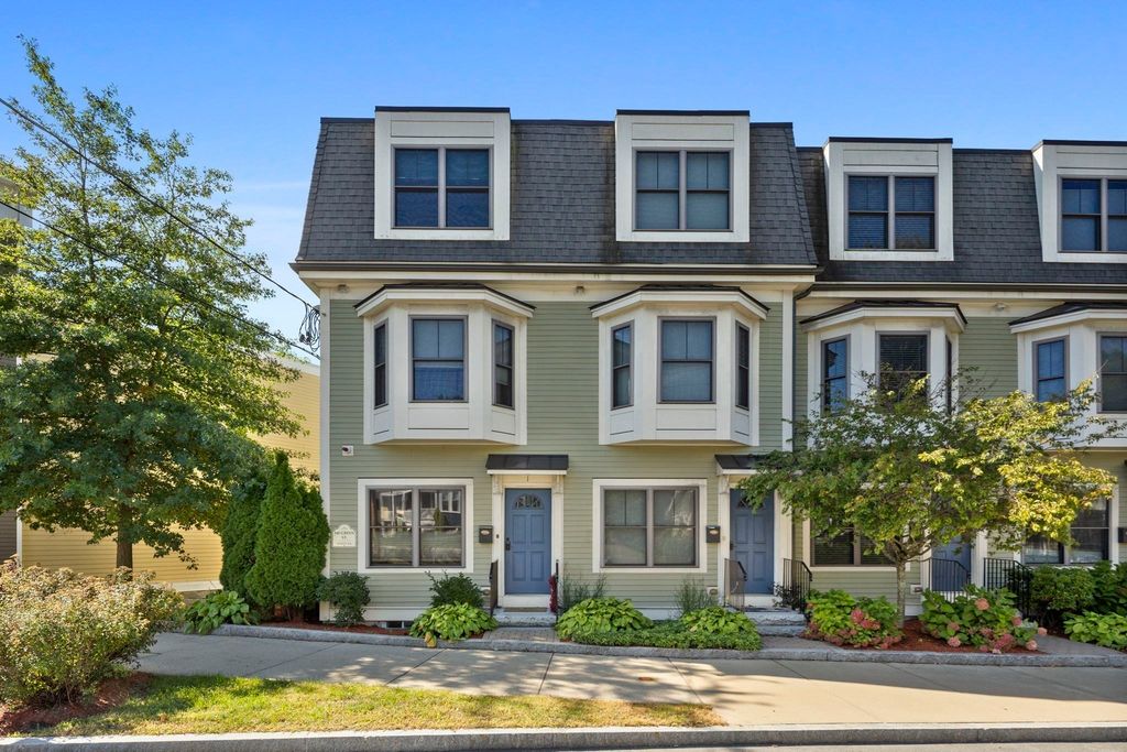 160 Green Street 1, Melrose, MA 02176