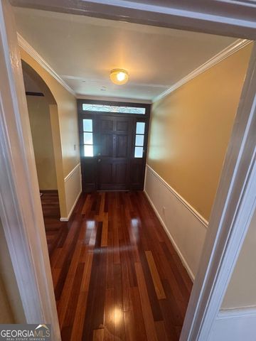 201 Loraine Woods Drive, Macon, GA 31210