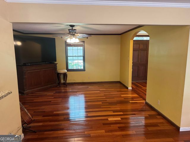 201 Loraine Woods Drive, Macon, GA 31210