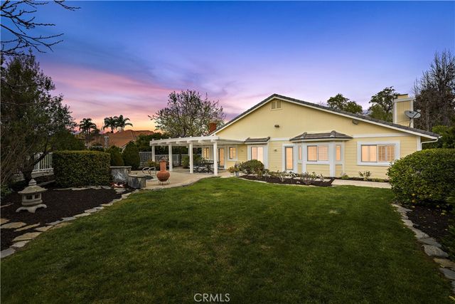 2 Shadyside, Coto De Caza, CA 92679