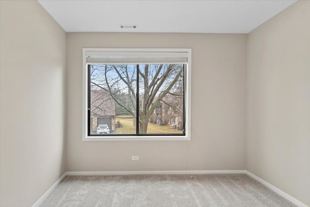 6227 Trinity Drive 2-B, Lisle, IL 60532