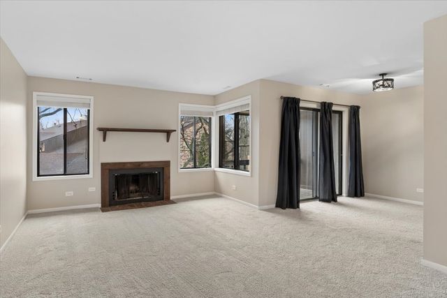 6227 Trinity Drive 2-B, Lisle, IL 60532