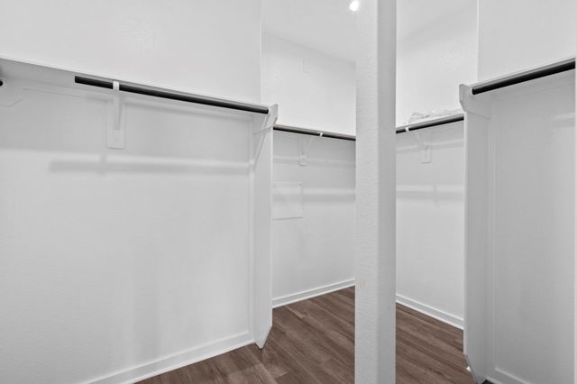 247 Bay Laurel Court, Alvin, TX 77511