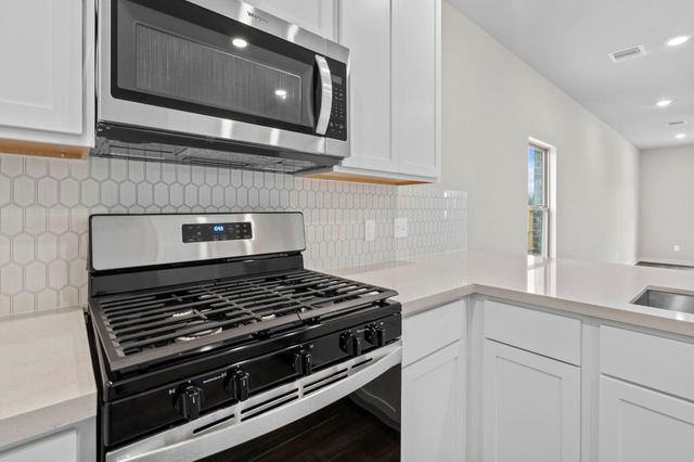 247 Bay Laurel Court, Alvin, TX 77511