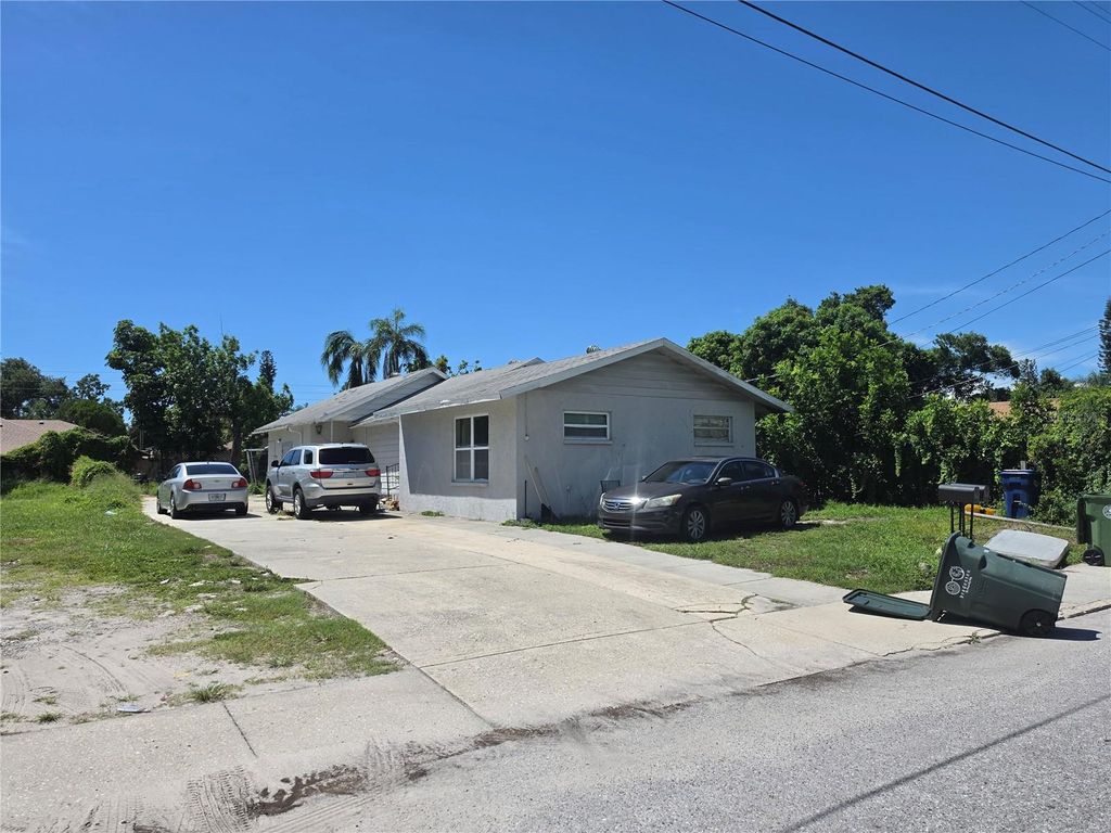 1222 17TH STREET W, BRADENTON, FL 34205 — exterior