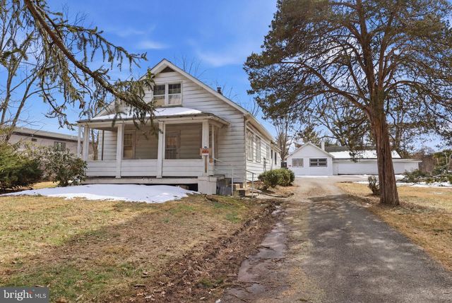 186 PENN HARBOURTON RD, Pennington, NJ 08534