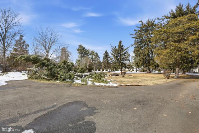 186 PENN HARBOURTON RD, Pennington, NJ 08534