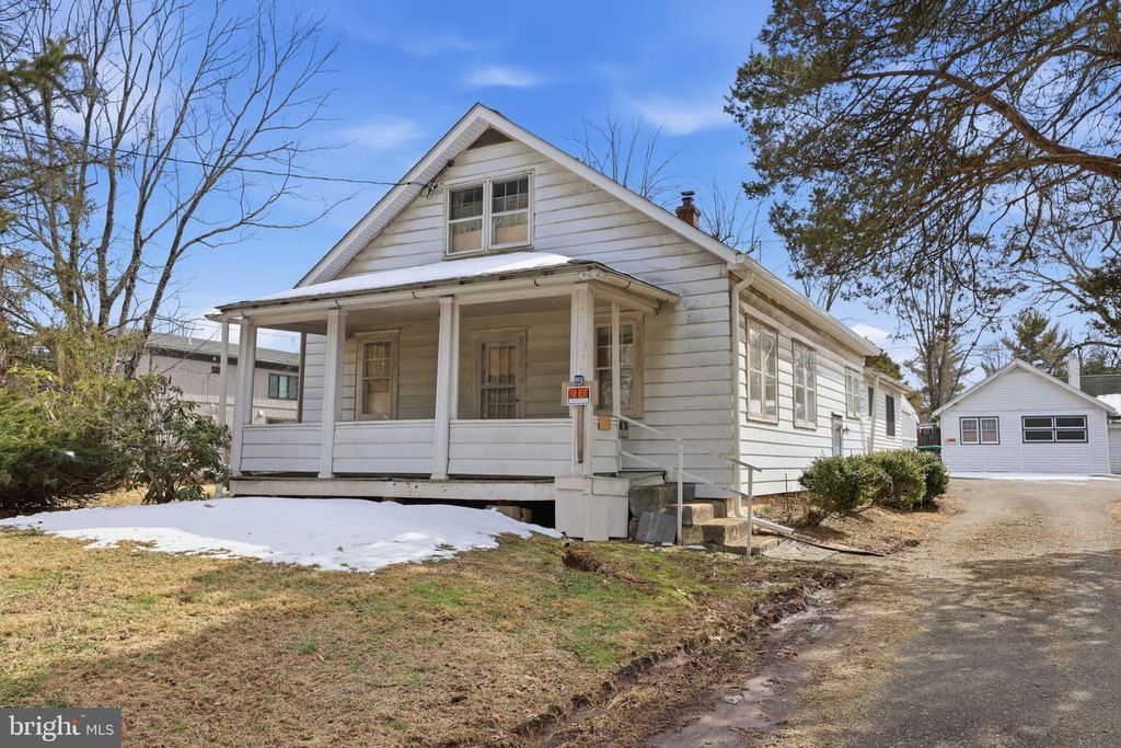 186 PENN HARBOURTON RD, Pennington, NJ 08534