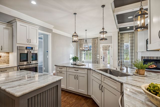 1001 Lawson Ln, Nolensville, TN 37135