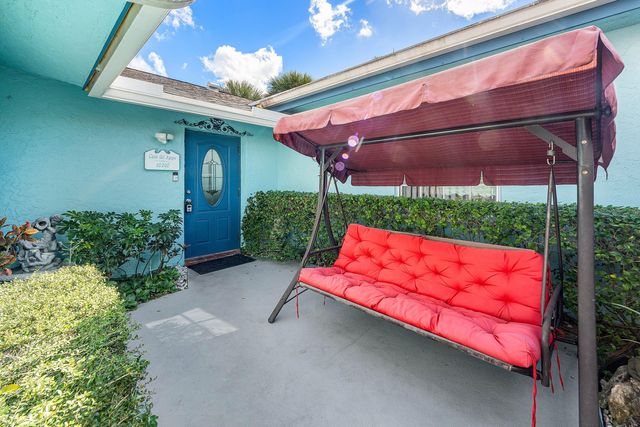 10290 Carmen Lane, Royal Palm Beach, FL 33411