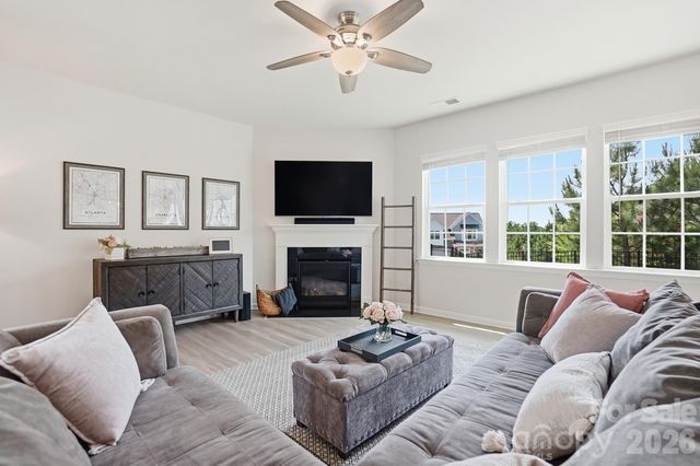 16732 Cozy Cove Road, Charlotte, NC 28278