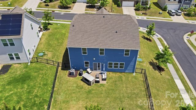 16732 Cozy Cove Road, Charlotte, NC 28278