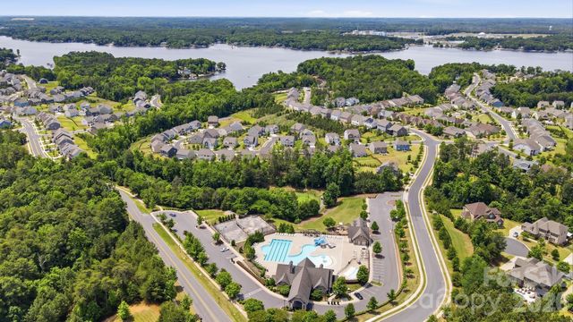 16732 Cozy Cove Road, Charlotte, NC 28278