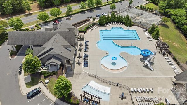 16732 Cozy Cove Road, Charlotte, NC 28278