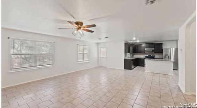 11711 Indian Camp, San Antonio, TX 78245