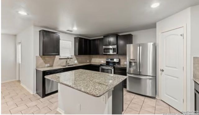 11711 Indian Camp, San Antonio, TX 78245