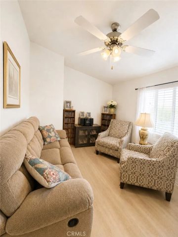 1400 W 13th 161, Upland, CA 91786
