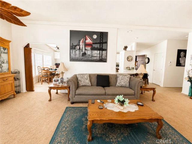 1400 W 13th 161, Upland, CA 91786