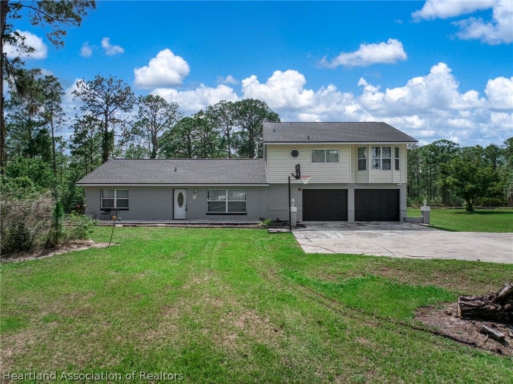 5731 Wolf Lake Road, Sebring, FL 33875