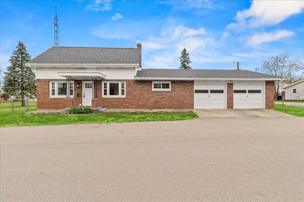 371 W Lynn Street 371 W Lynn Street, Saint Paris, OH 43072