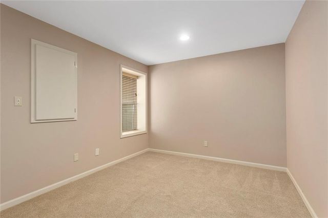7835 W 158 Court, Overland Park, KS 66223