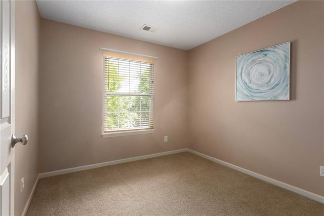 7835 W 158 Court, Overland Park, KS 66223
