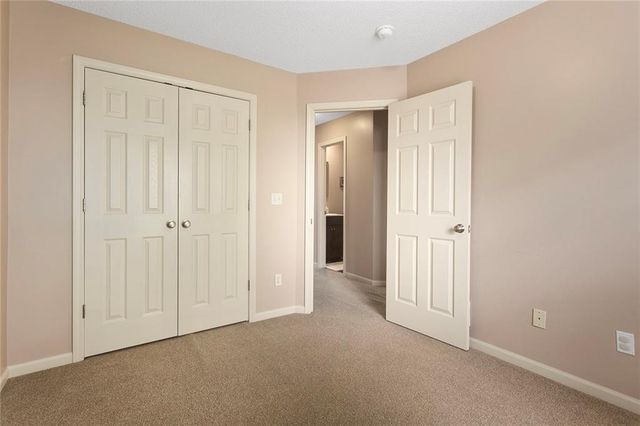 7835 W 158 Court, Overland Park, KS 66223