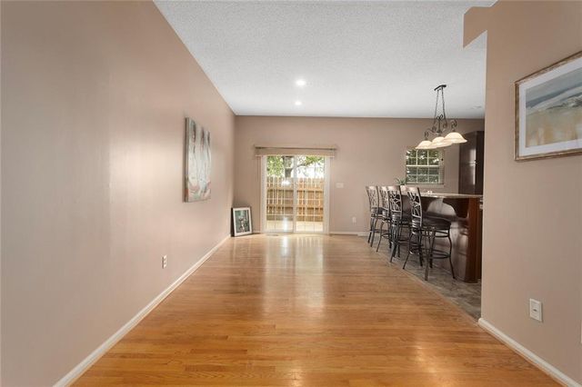 7835 W 158 Court, Overland Park, KS 66223