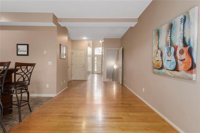 7835 W 158 Court, Overland Park, KS 66223