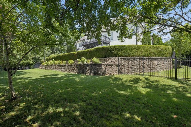 9713 Mountain Ash Ct, Brentwood, TN 37027