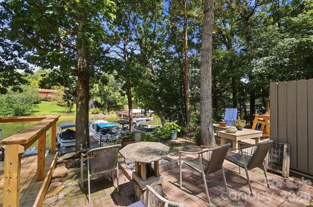 4142 Charlotte Highway C, Lake Wylie, SC 29710