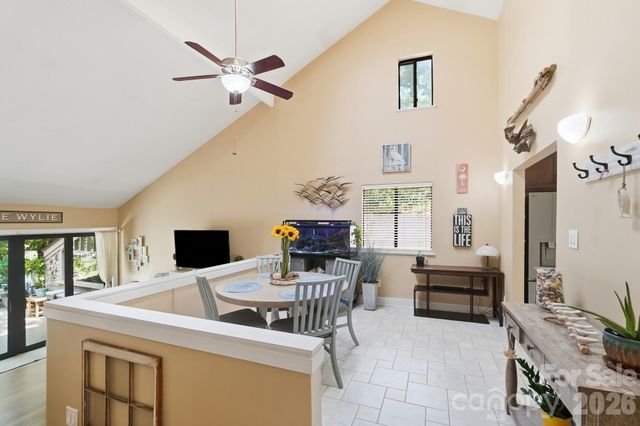 4142 Charlotte Highway C, Lake Wylie, SC 29710