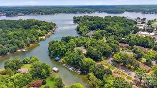 4142 Charlotte Highway C, Lake Wylie, SC 29710