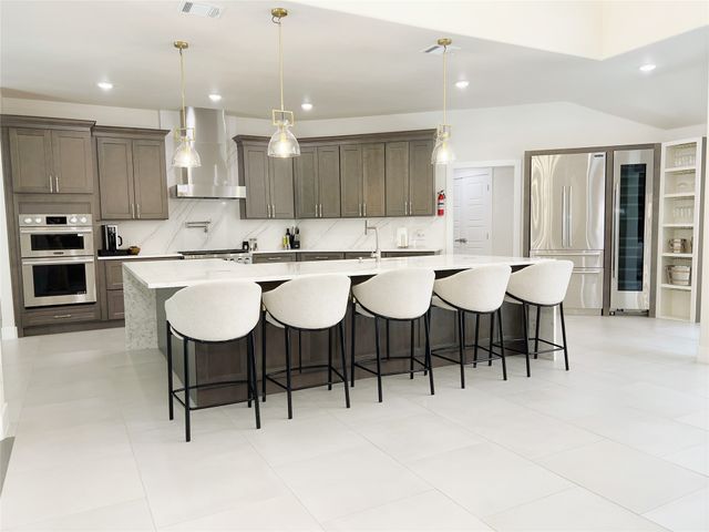 7115 Meadow Road, Dallas, TX 75230