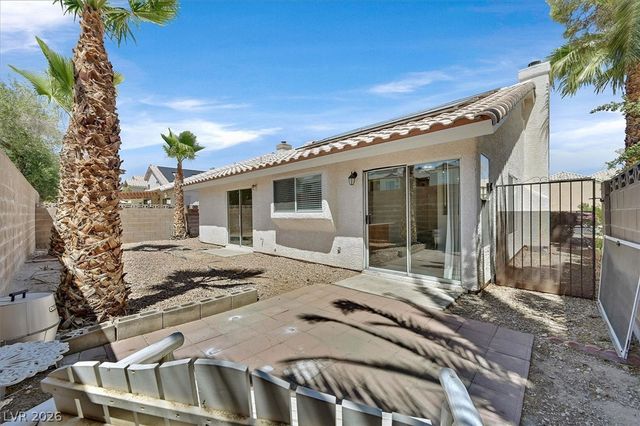 2609 Camphor Tree Street, Las Vegas, NV 89108