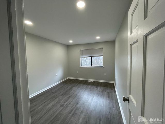 42 Ashford Drive, Plainsboro, NJ 08536